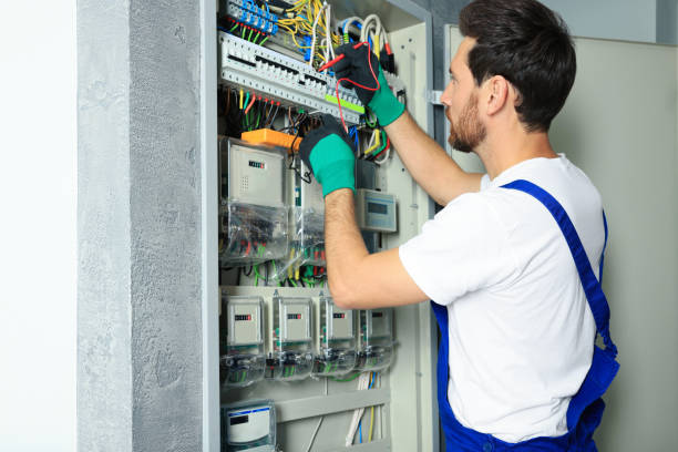 Best Electrical Repair Services  in East St Louis, IL